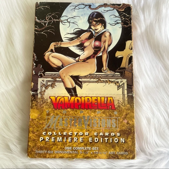 Vampirella Comic Art Set - Picture 1 of 10
